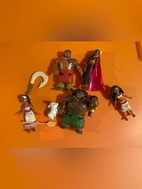 Disney Moana Playset Figures - Brown, Green, Pink, White